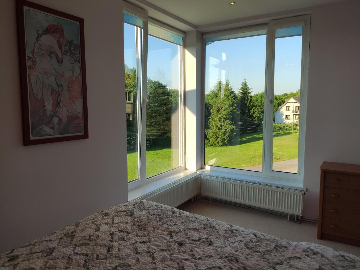 Spacious & Cozy Apartment With Forest View Zapyskis Eksteriør bilde