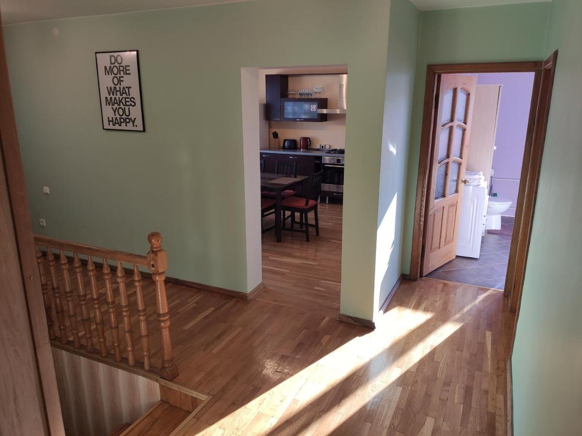 Spacious & Cozy Apartment With Forest View Zapyskis Eksteriør bilde